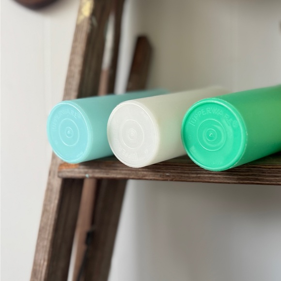 ✨ Vintage 1970s Tupperware Tall Tumblers | Set of 5 | Pastel Colors ✨ - Picture 2 of 7